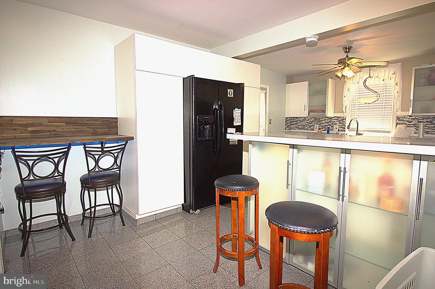 8614 Wendell Ave Property Photo 12