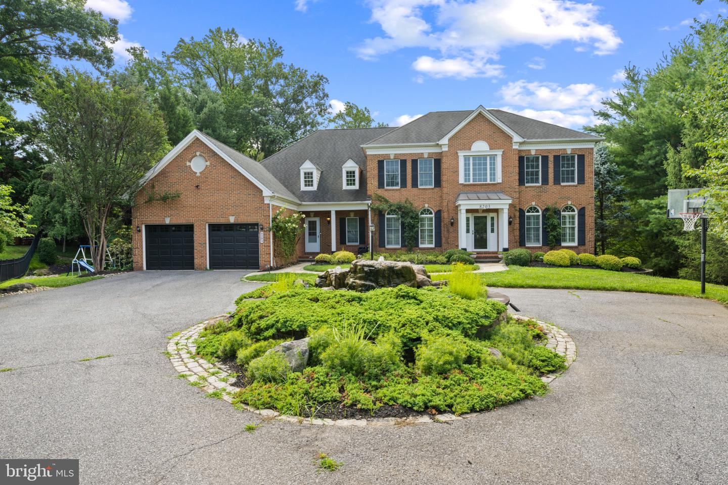 8203 Pumpkin Hill Ct Property Photo 1
