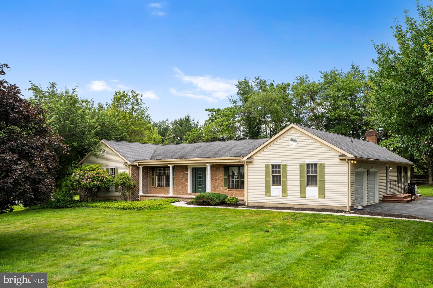 21 Barthel Ct Property Photo 1