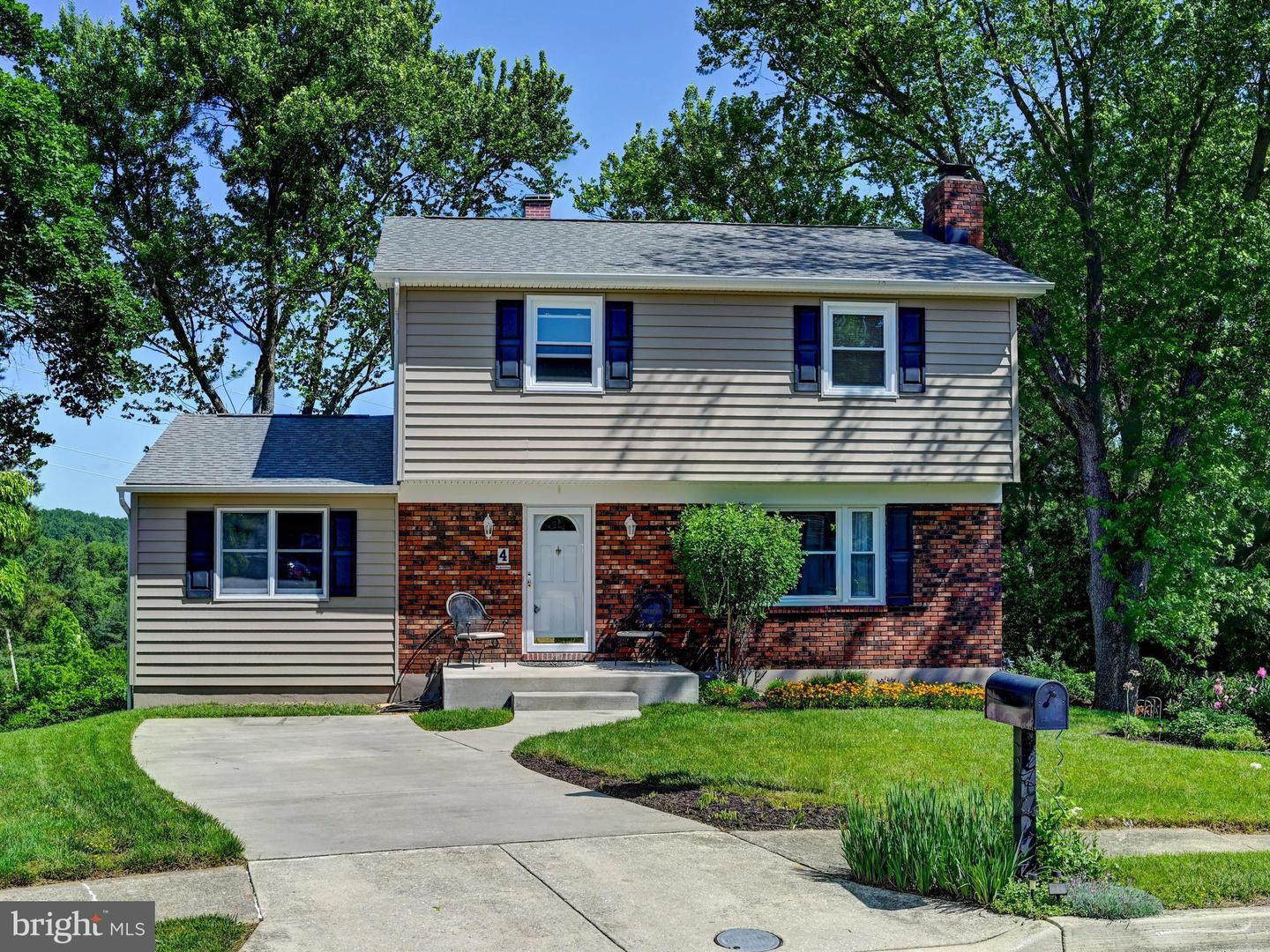 4 Harlow Ct Property Photo 1