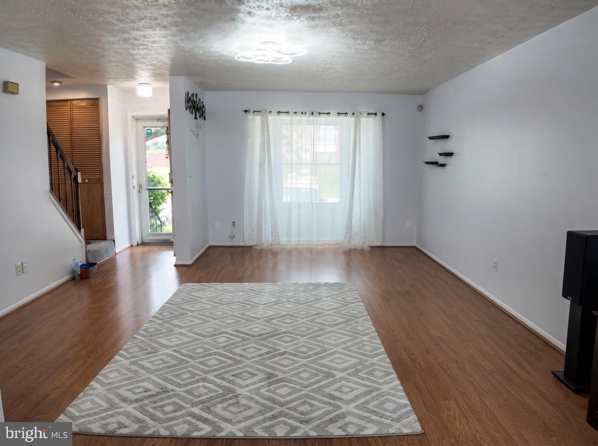 25 Perryoak Pl Property Photo 3