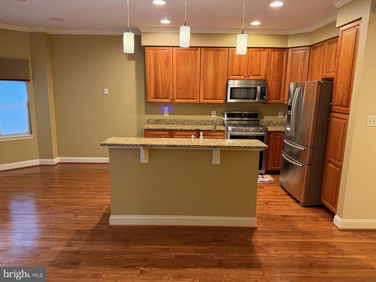 615 Strandhill Ct Property Photo 5