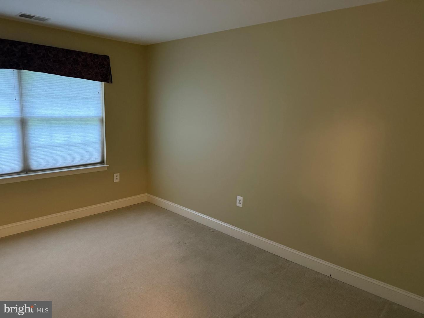 615 Strandhill Ct Property Photo 16