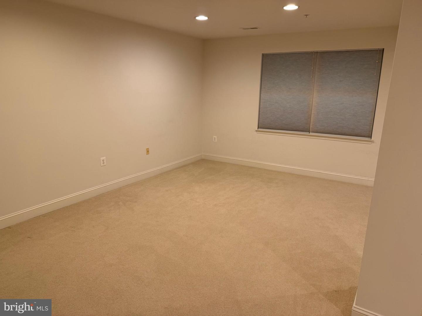 615 Strandhill Ct Property Photo 20