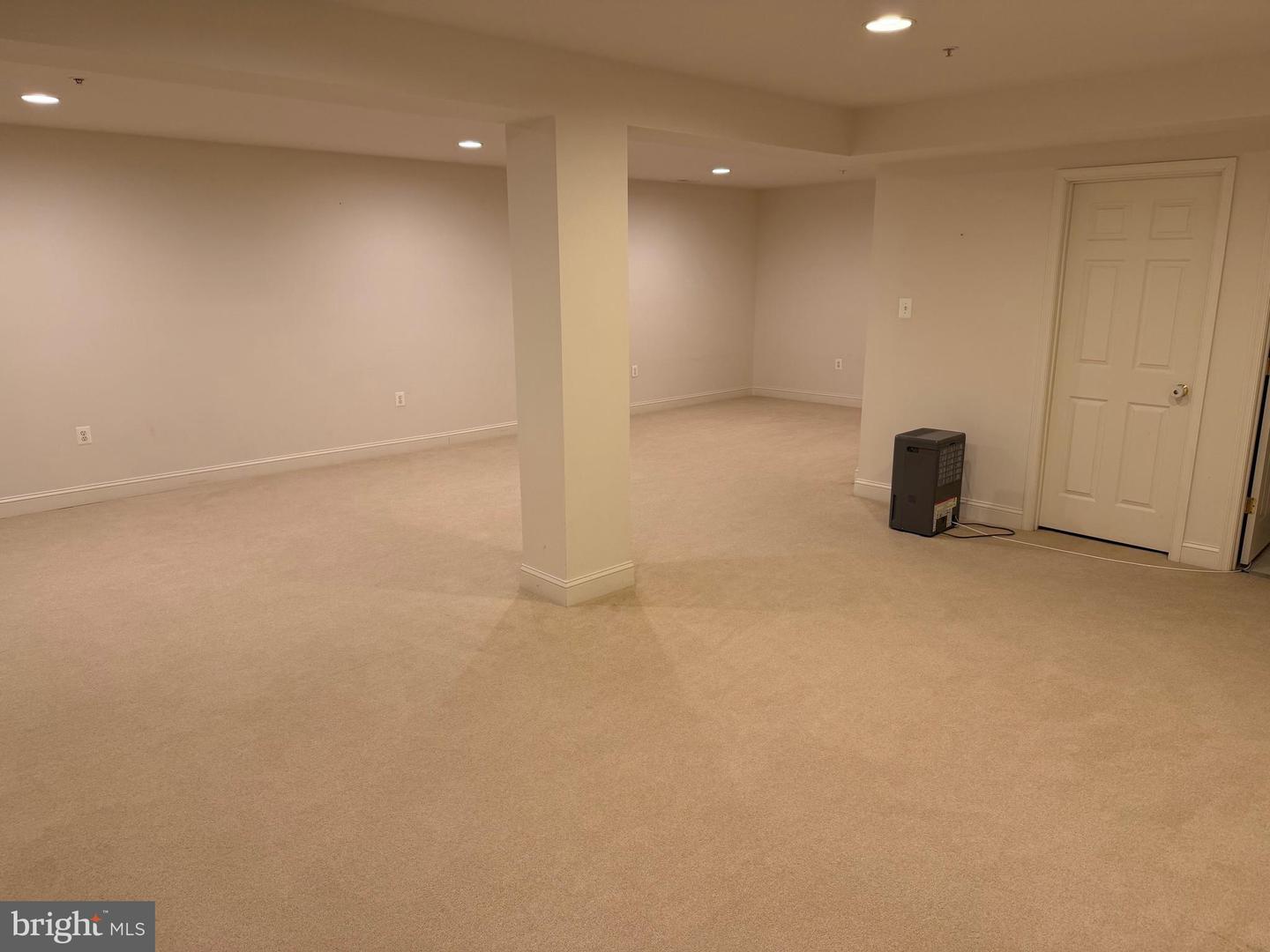 615 Strandhill Ct Property Photo 21