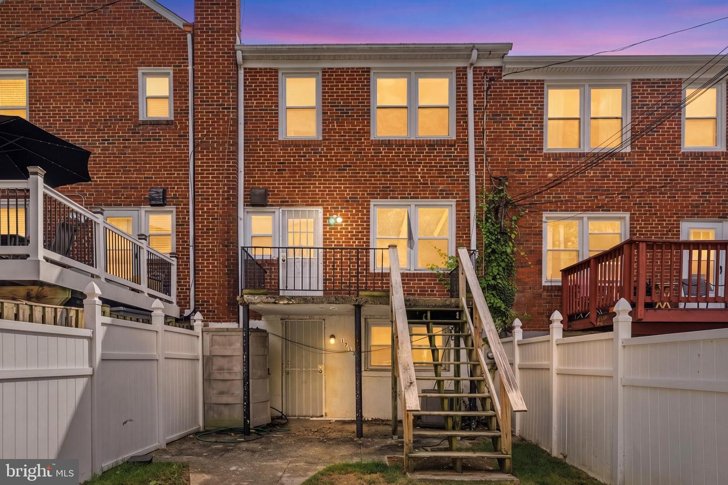 1713 Stella Ct Property Photo 30