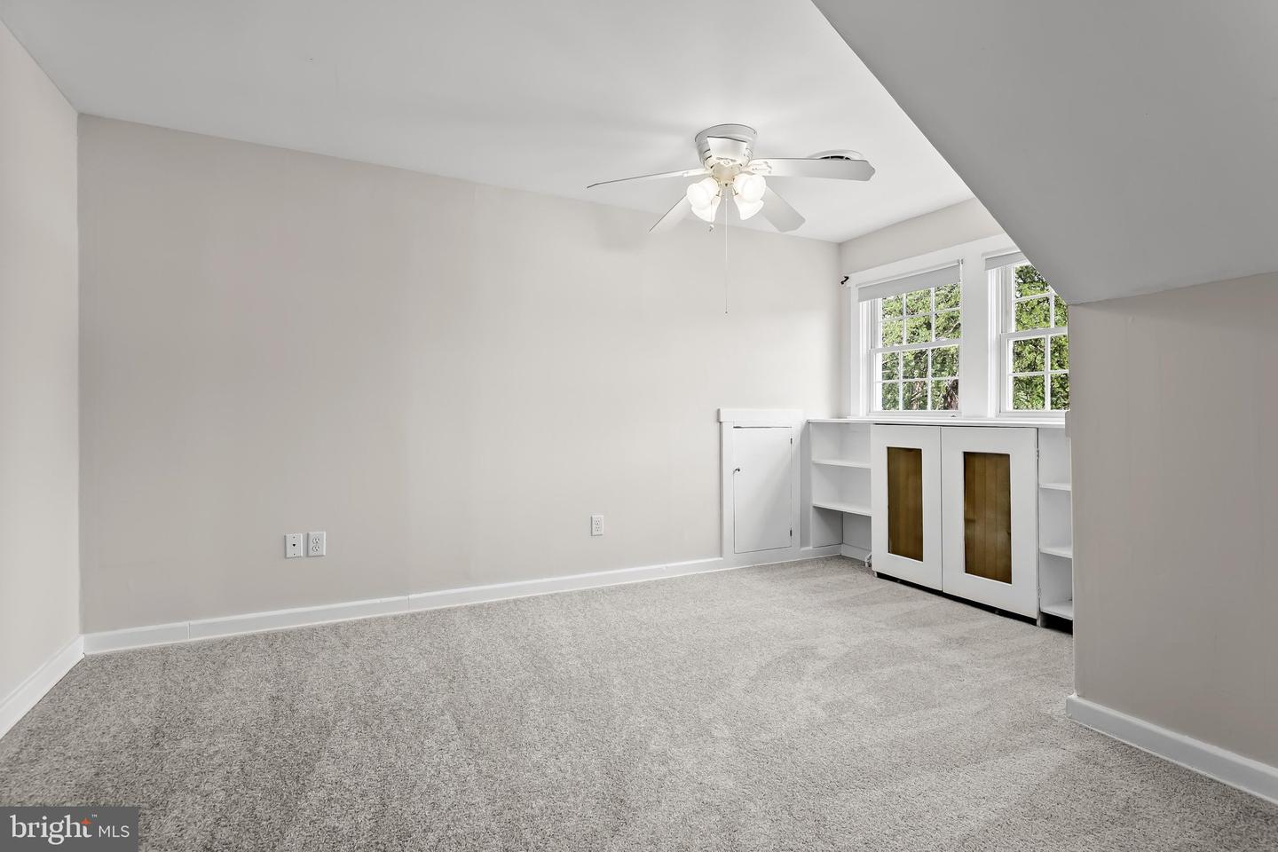 923 Arran Rd Property Photo 54