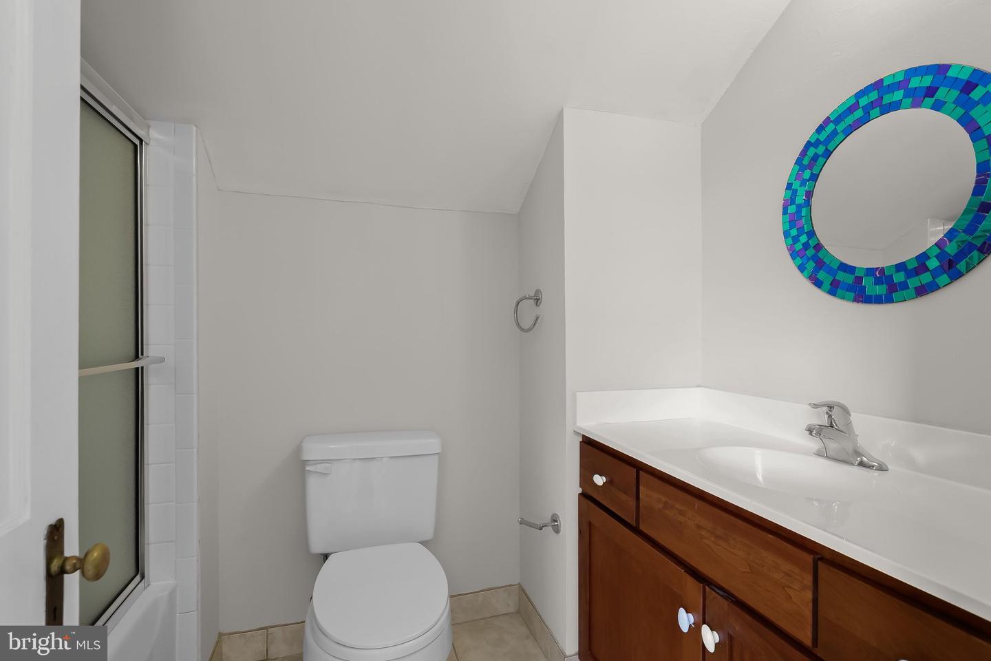 923 Arran Rd Property Photo 56