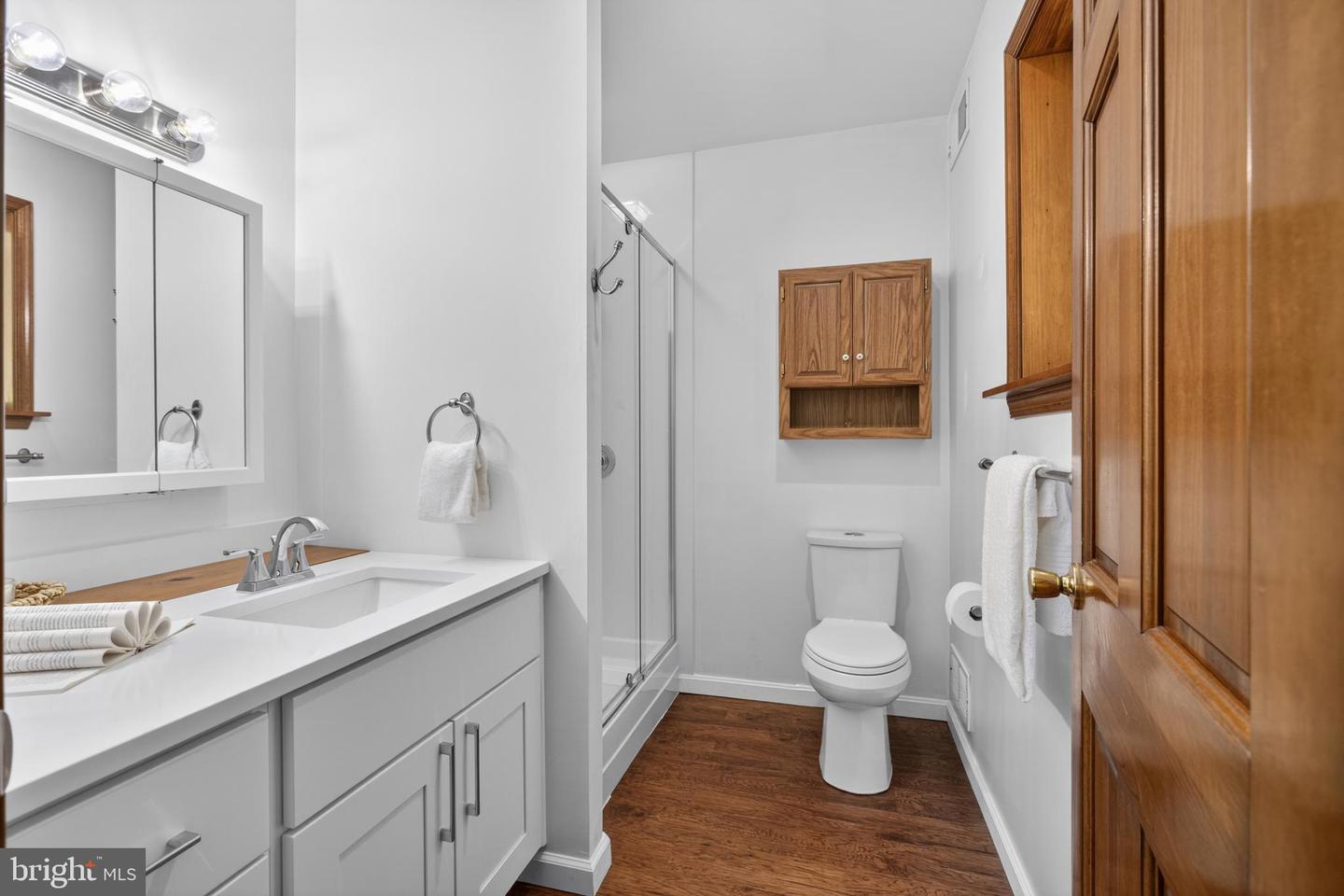 10 Brook Valley Ct Property Photo 6