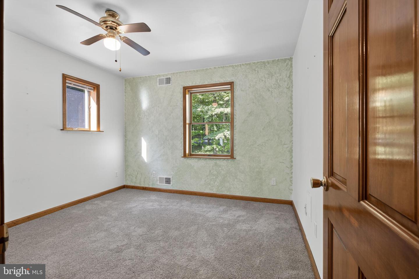 10 Brook Valley Ct Property Photo 33