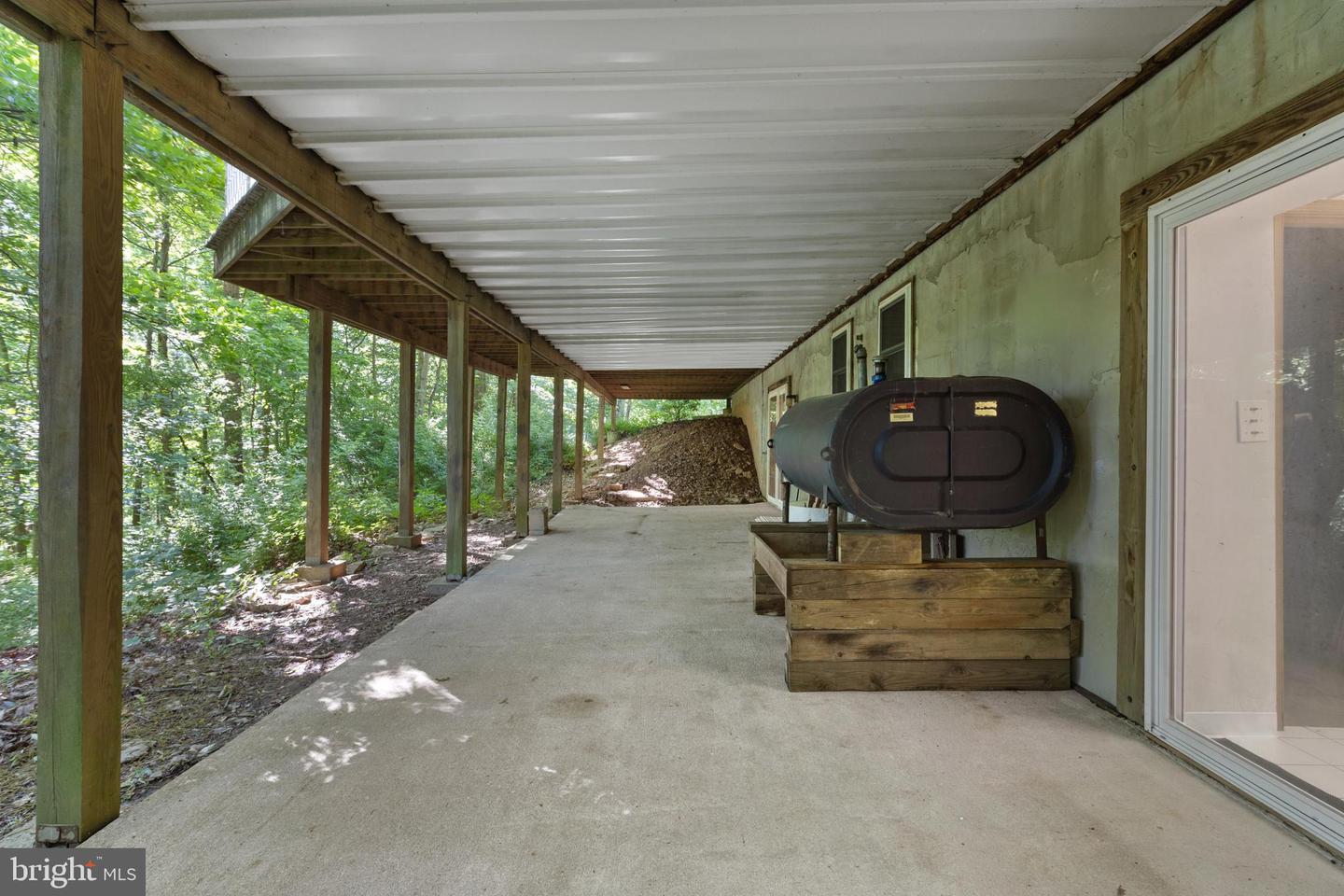 10 Brook Valley Ct Property Photo 57
