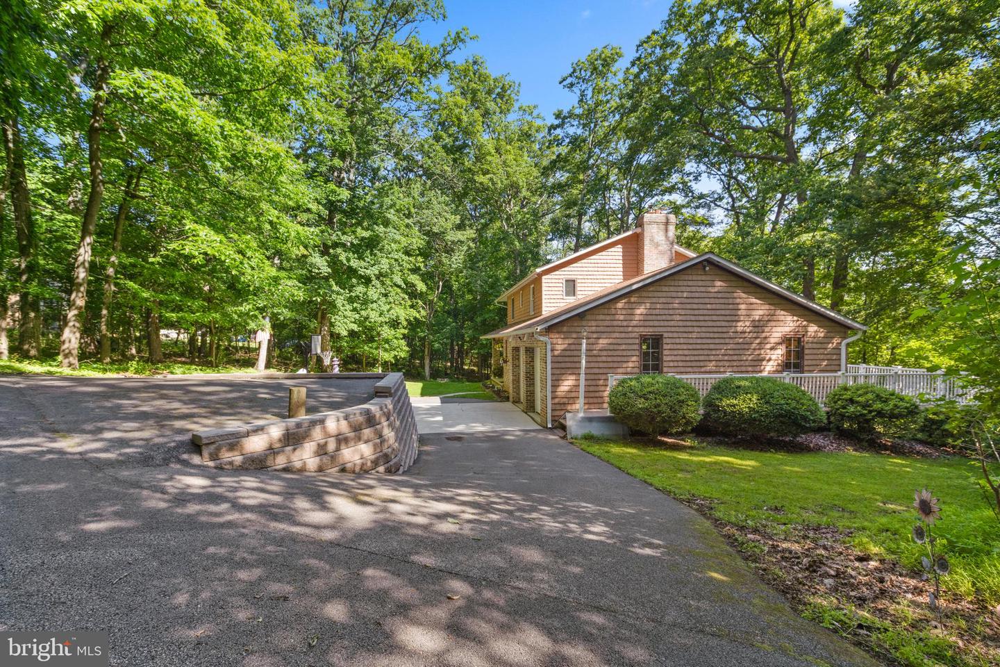 10 Brook Valley Ct Property Photo 64