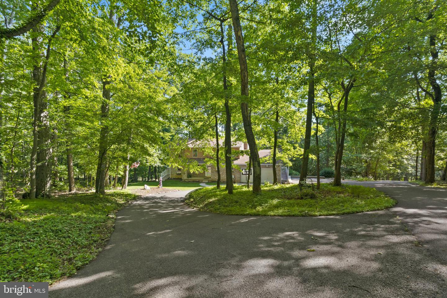 10 Brook Valley Ct Property Photo 65