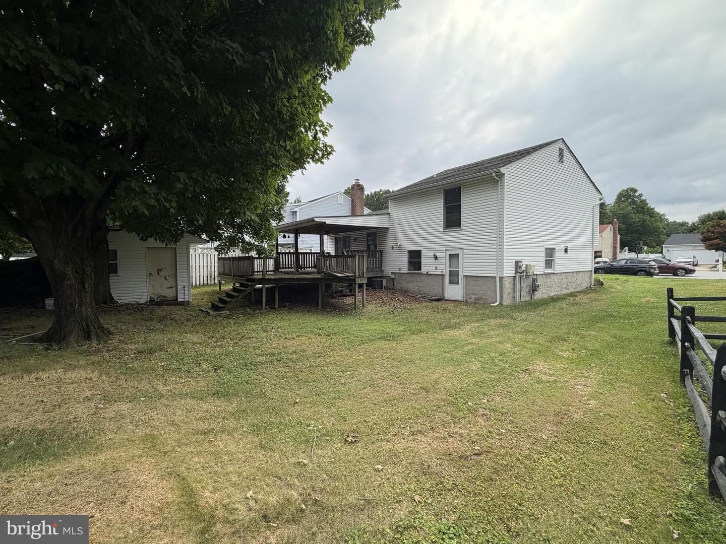 21 Woodmans Ct Property Photo 4
