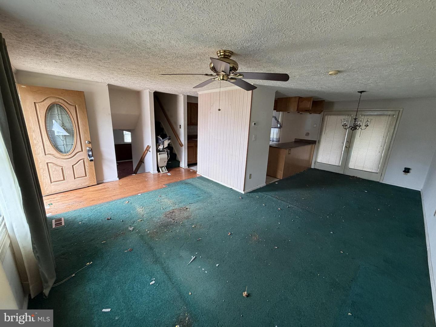 21 Woodmans Ct Property Photo 5
