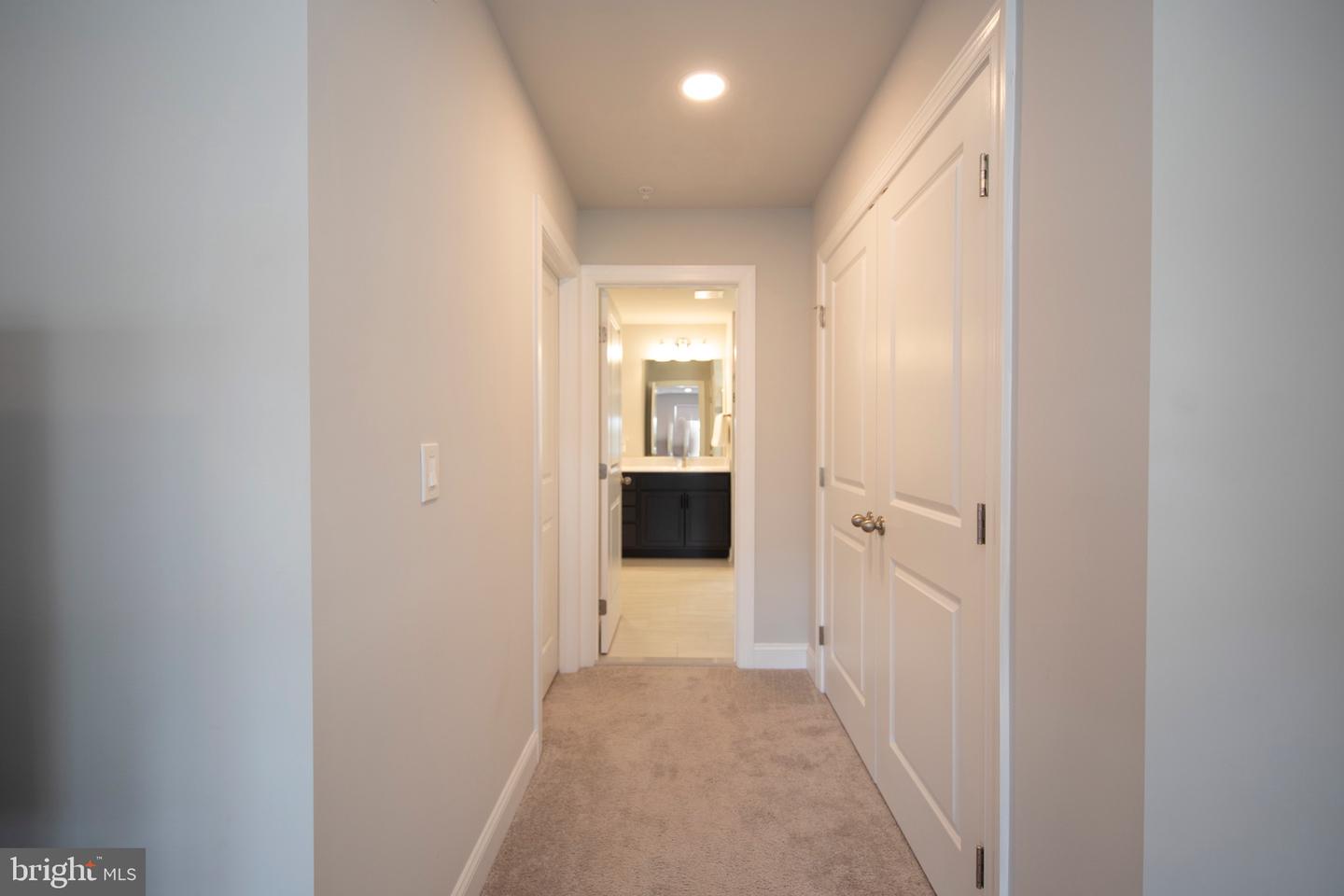 20 Jefferson Ave Property Photo 21