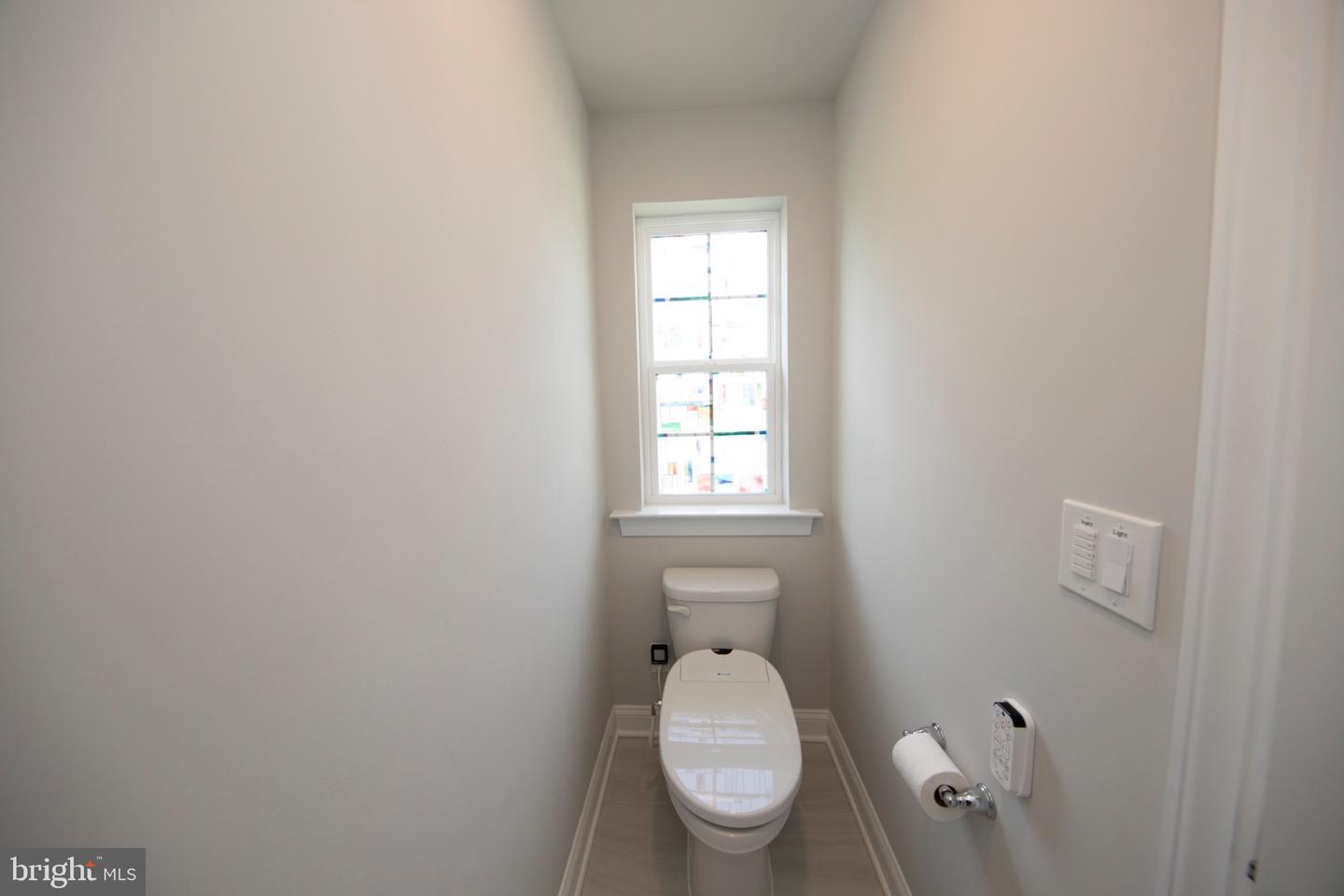 20 Jefferson Ave Property Photo 24