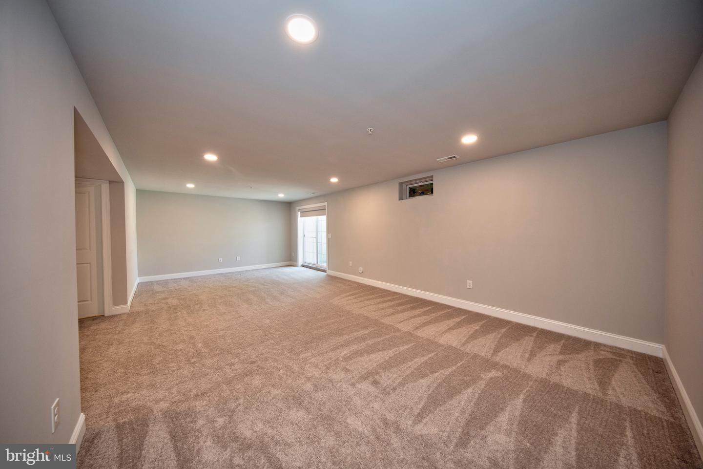 20 Jefferson Ave Property Photo 32