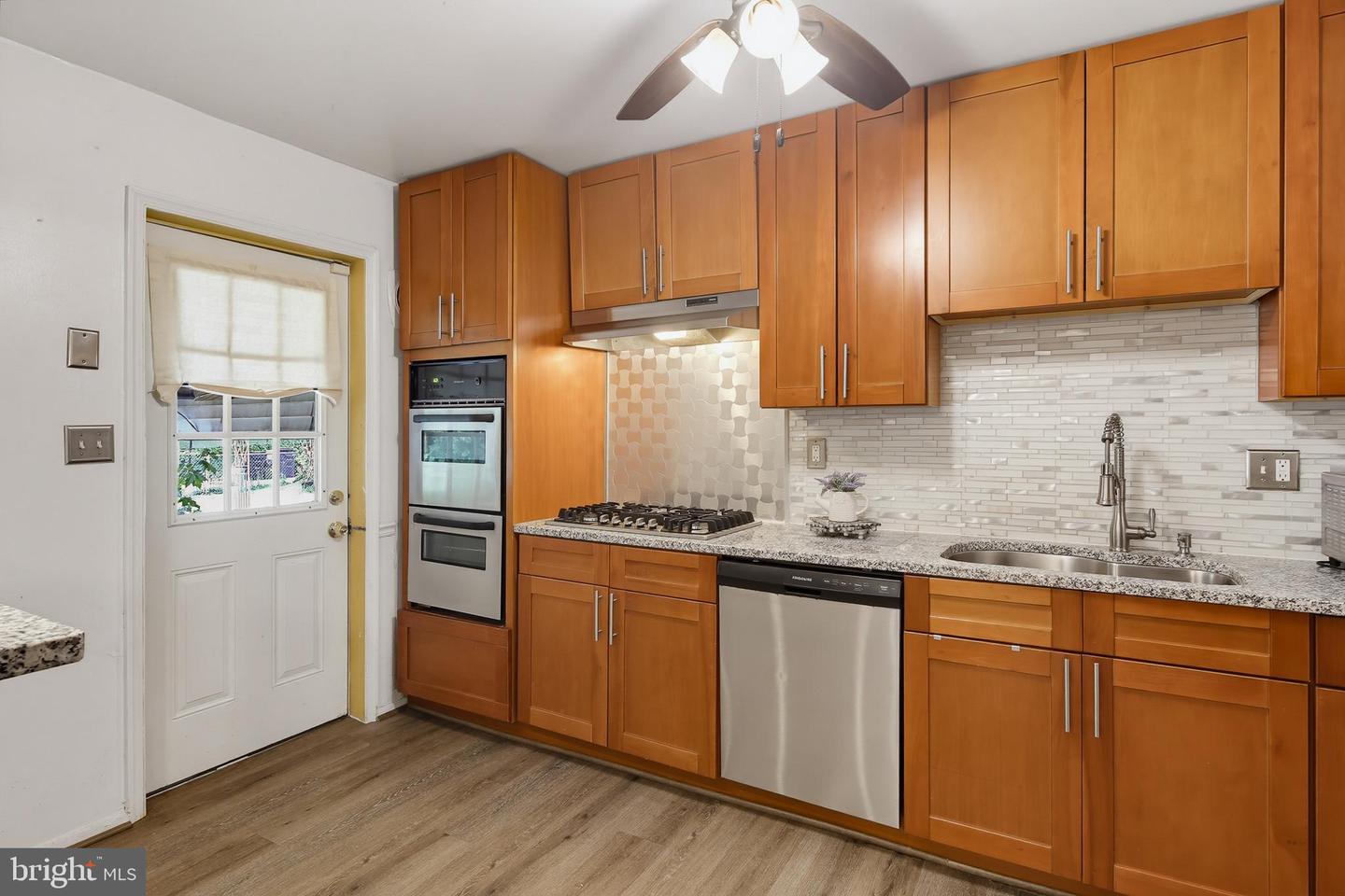 5655 Utrecht Rd Property Photo 8