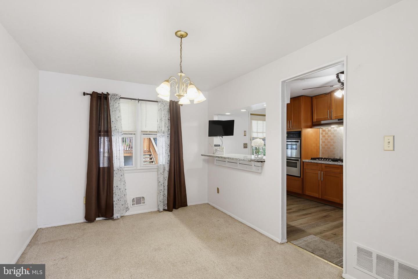 5655 Utrecht Rd Property Photo 10