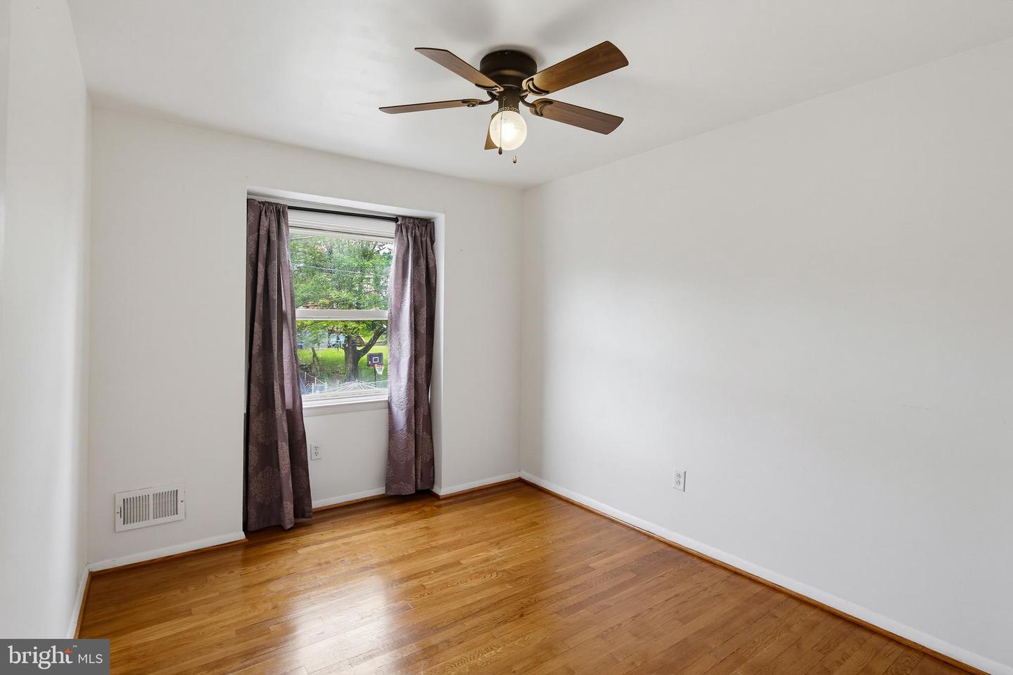 5655 Utrecht Rd Property Photo 20
