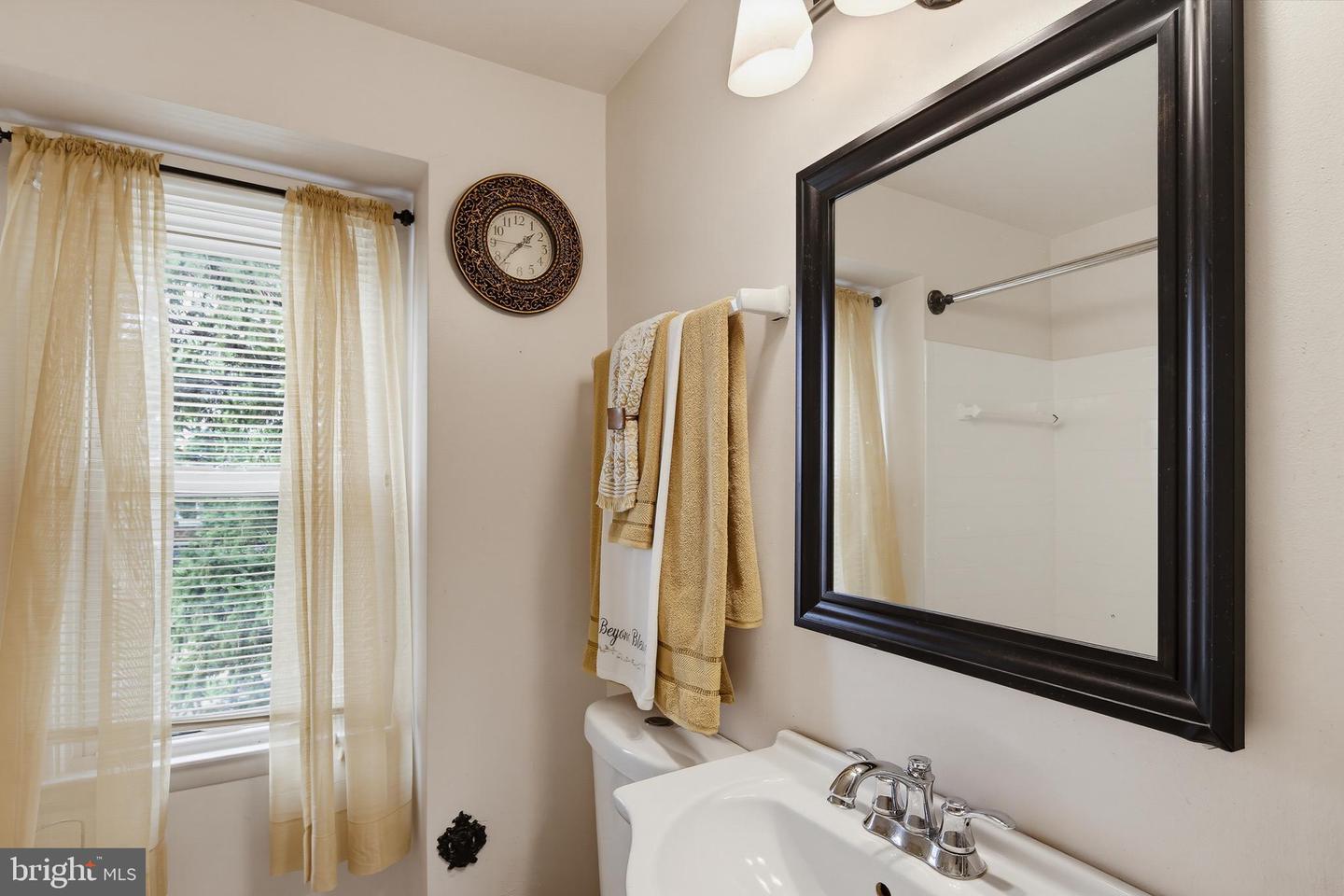 5655 Utrecht Rd Property Photo 23