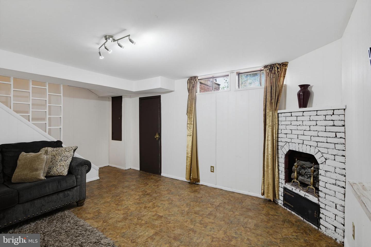 5655 Utrecht Rd Property Photo 28