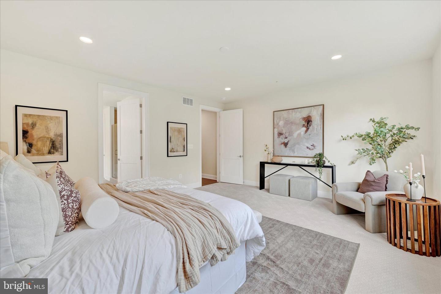 116 Villabrook Way Property Photo 14