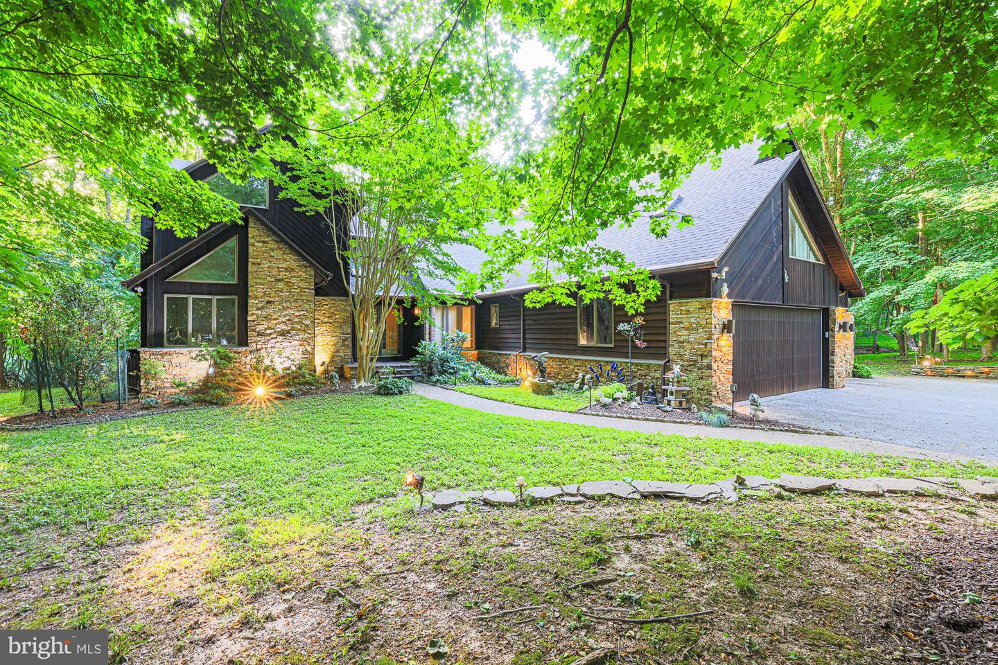 17 Montvieu Ct Property Photo 1