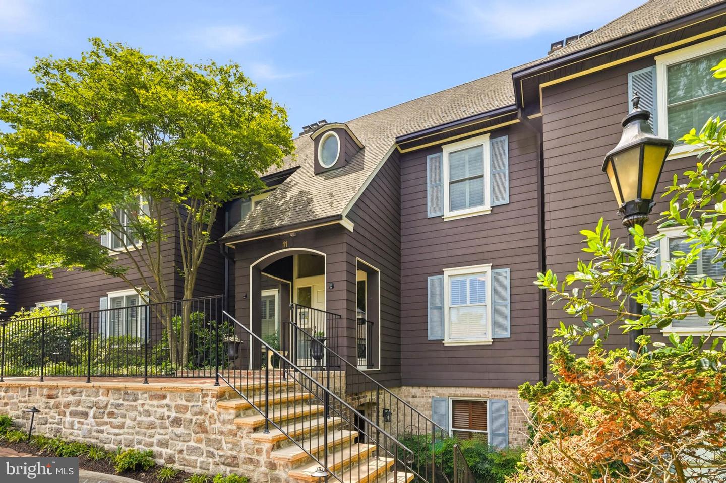 11 DEVON HILL ROAD #B8