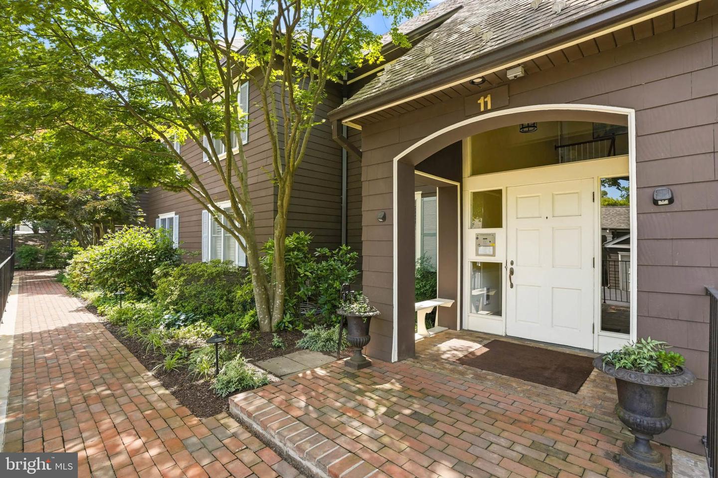 11 Devon Hill Road #b8 Property Photo 2