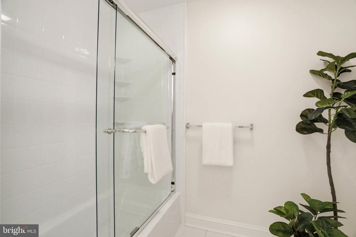 11 Devon Hill Road #b8 Property Photo 17
