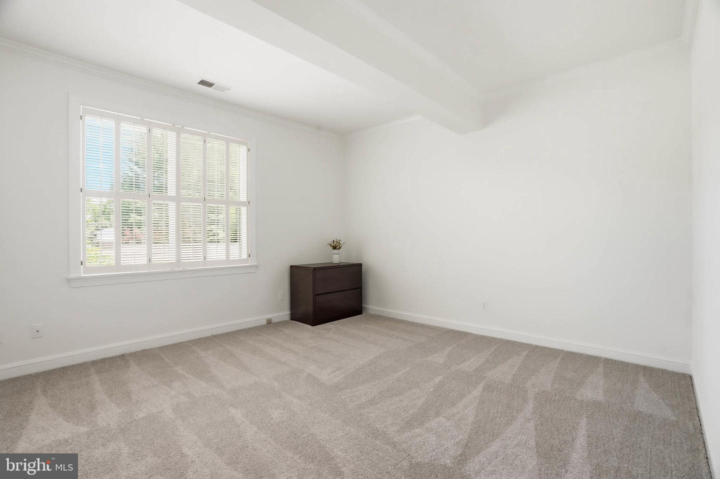 11 Devon Hill Road #b8 Property Photo 18