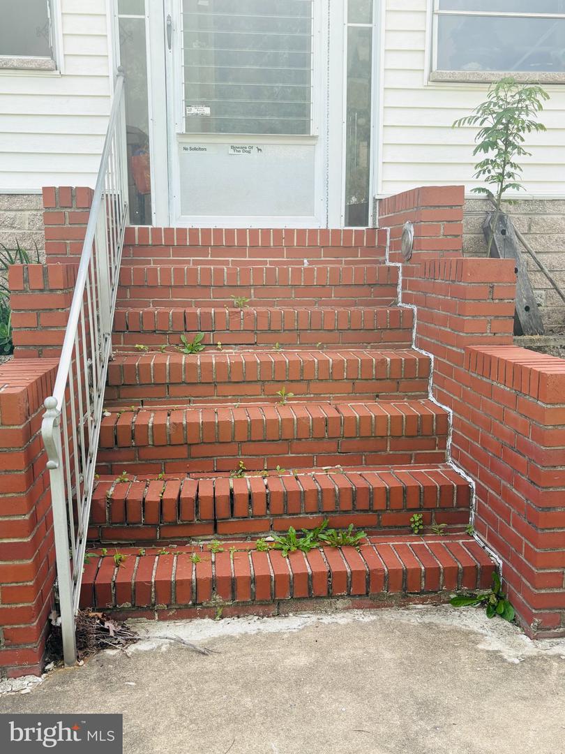 1621 Rosewick Ave Property Photo 5