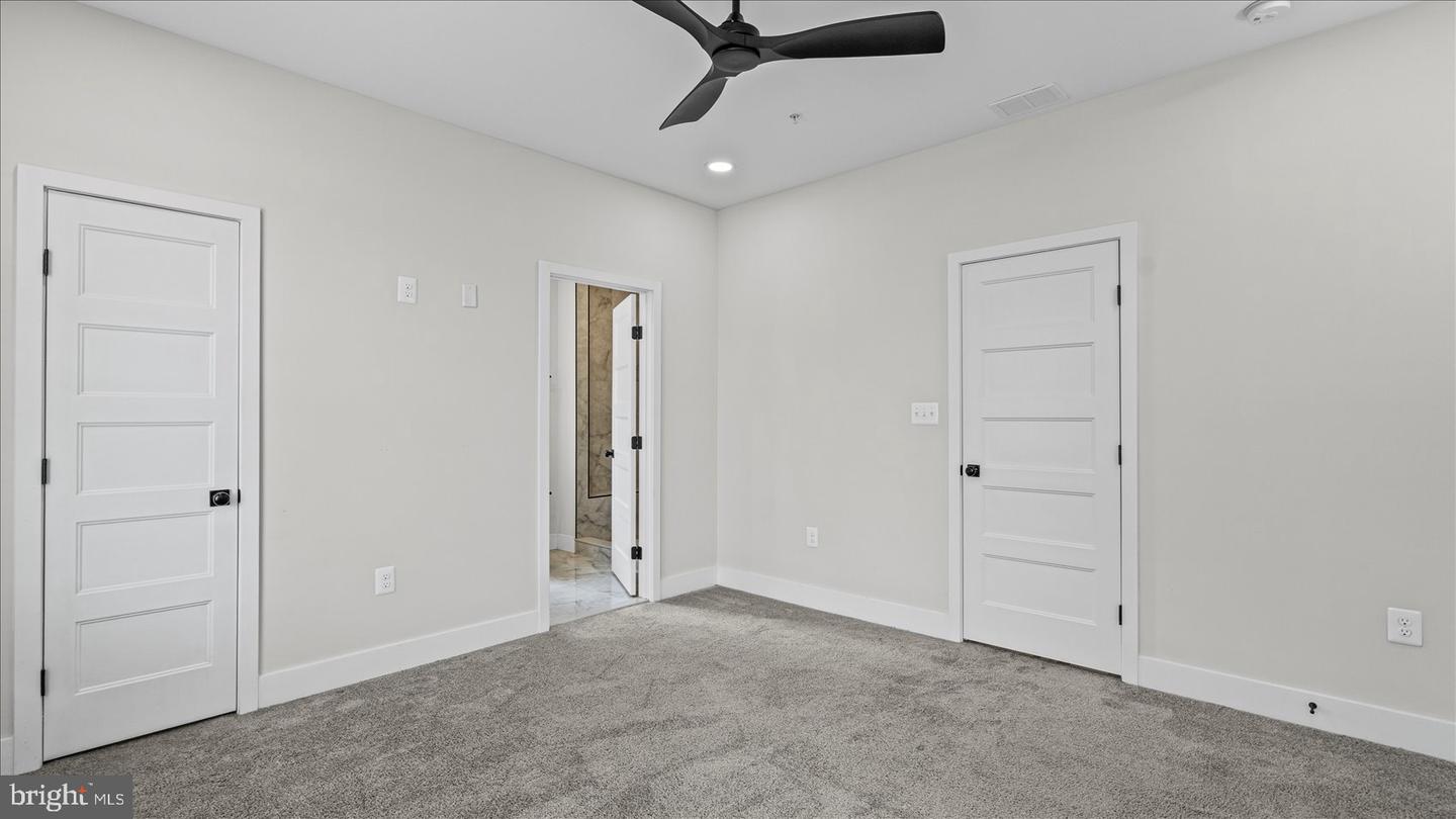 2302 Taylor Ave Property Photo 28