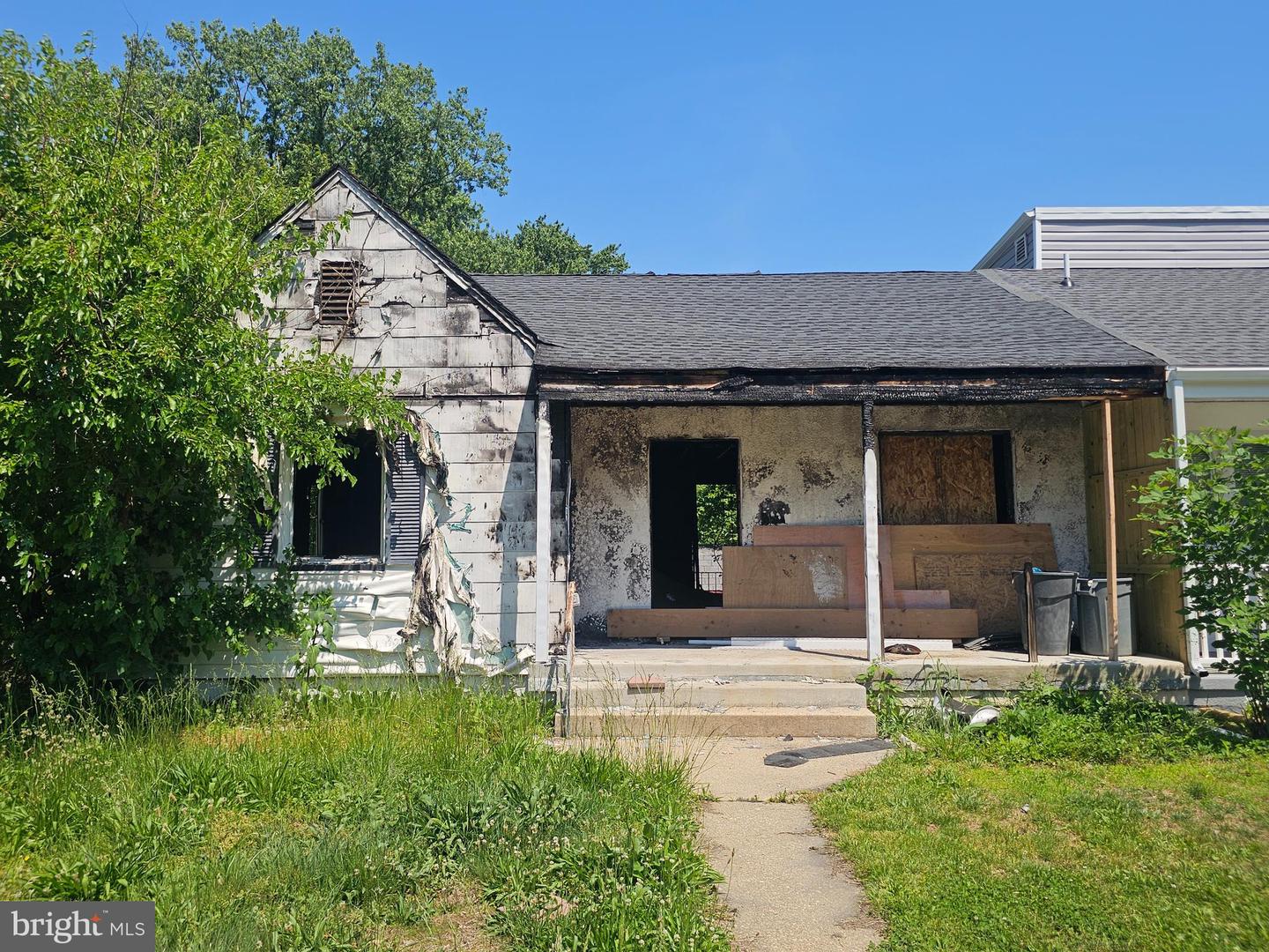 515 Old Home Rd Property Photo 1