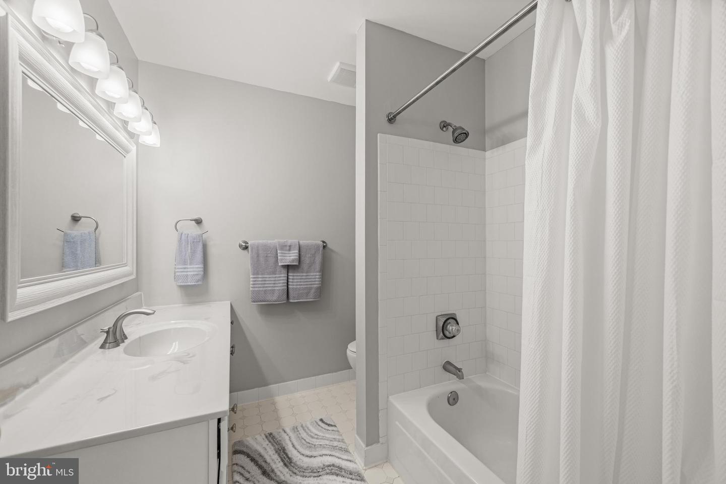 3 Ginford Pl #204 Property Photo 20