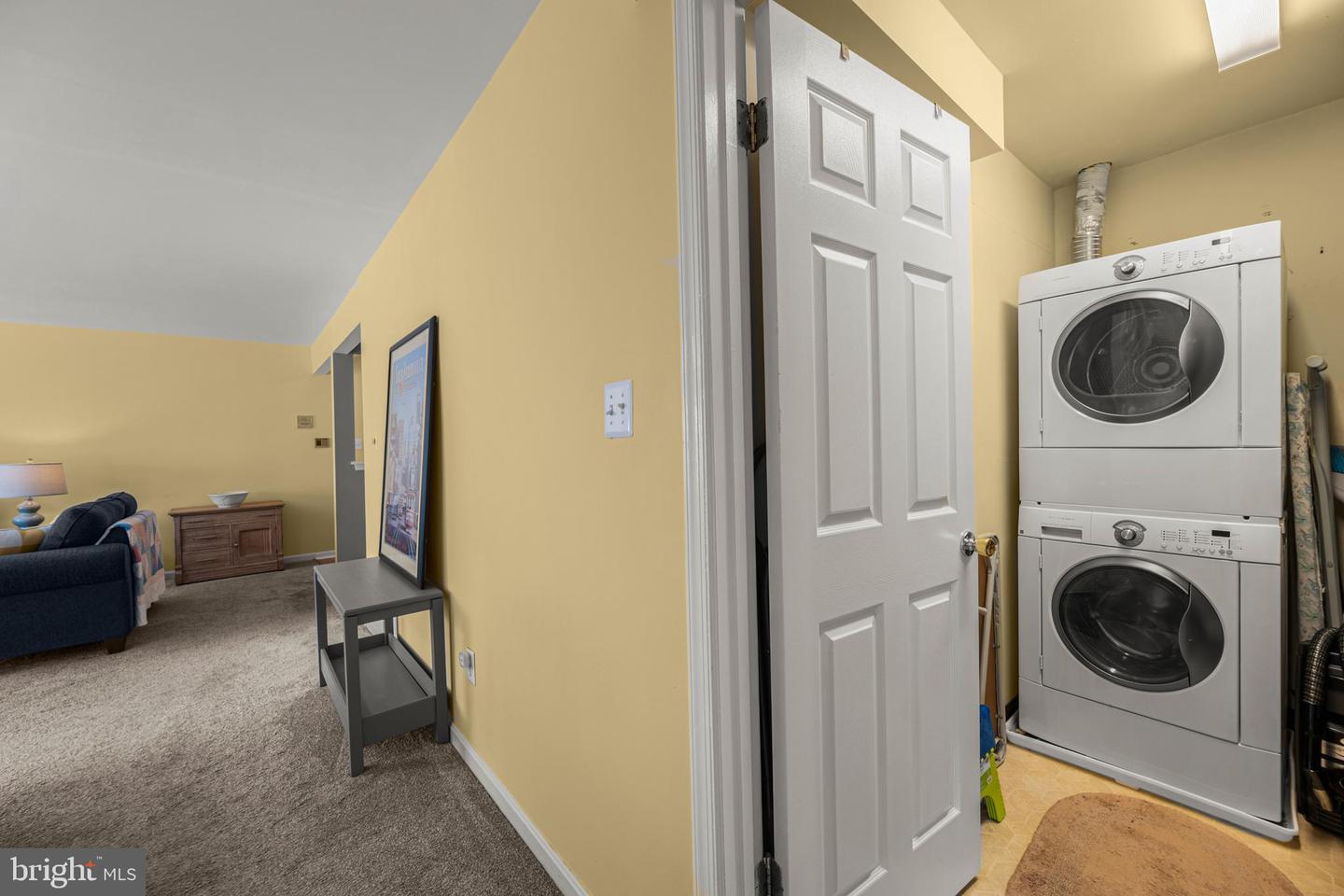3 Ginford Pl #204 Property Photo 24
