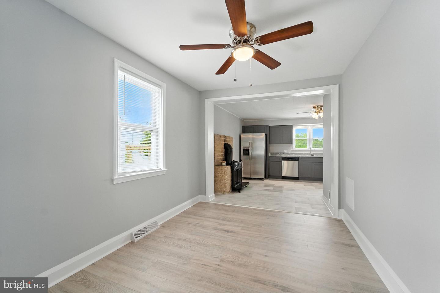 1608 Howard Property Photo 11