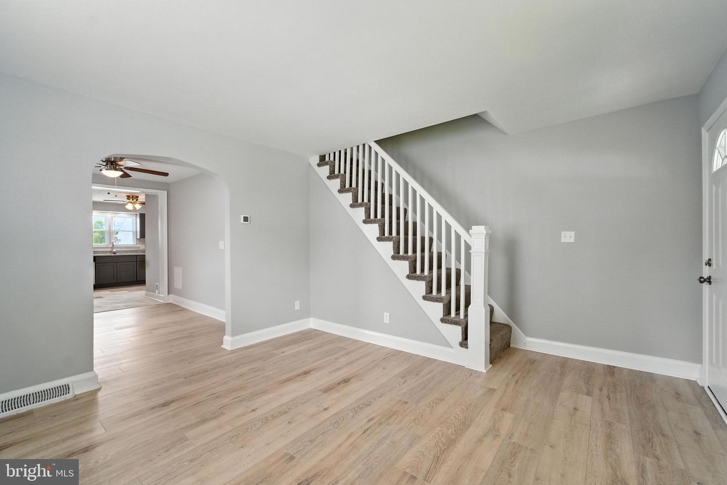 1608 Howard Property Photo 23