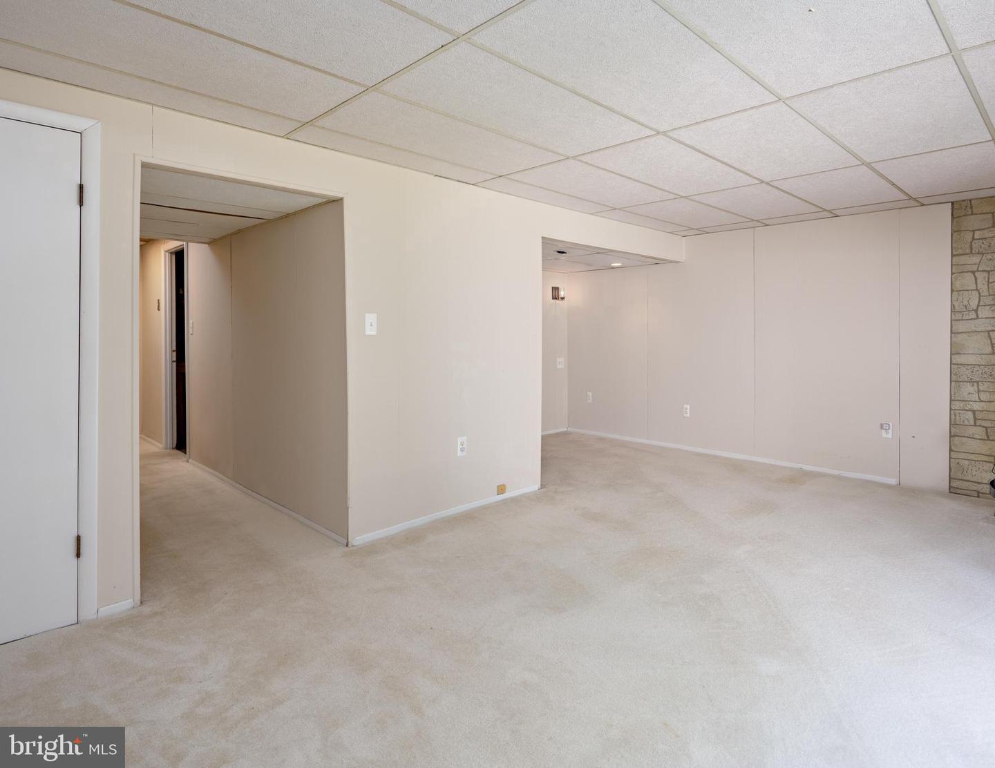33 Strabane Ct Property Photo 32