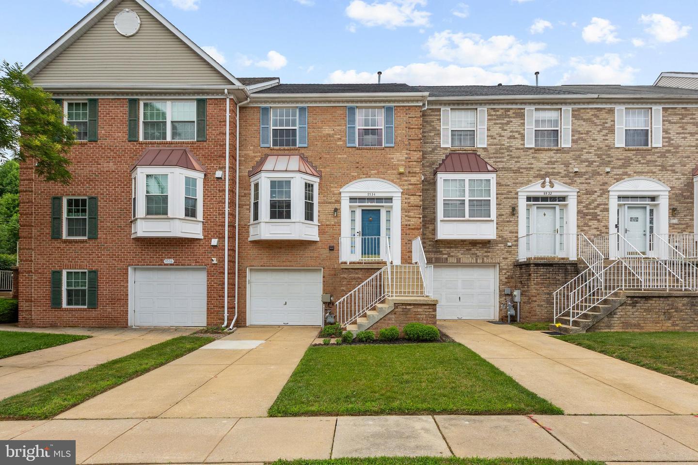 9534 Georgian Way Property Photo 1