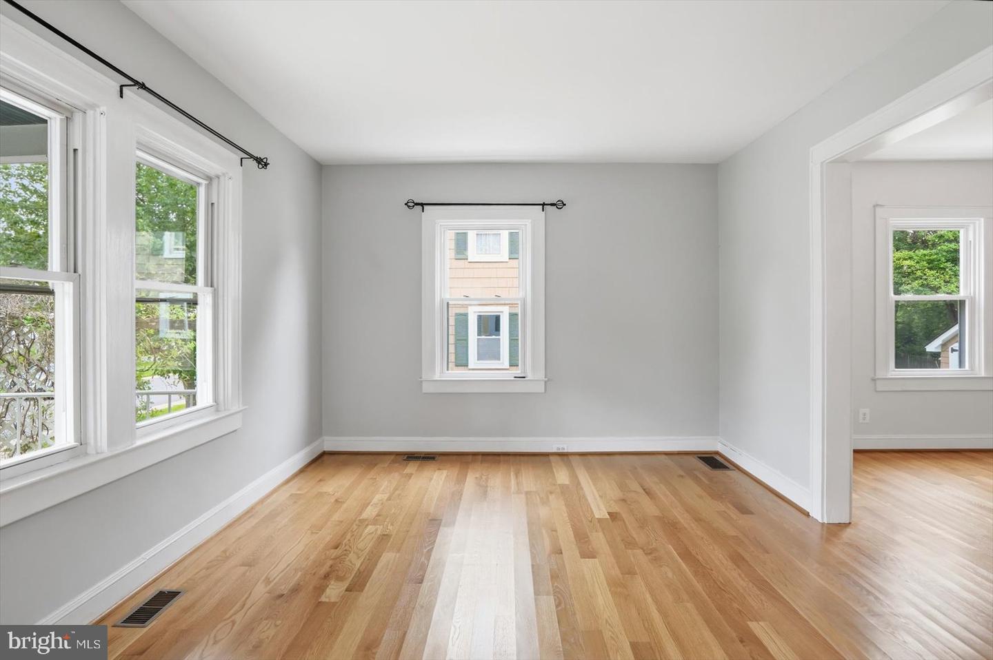 24 Normal Ter Property Photo 6