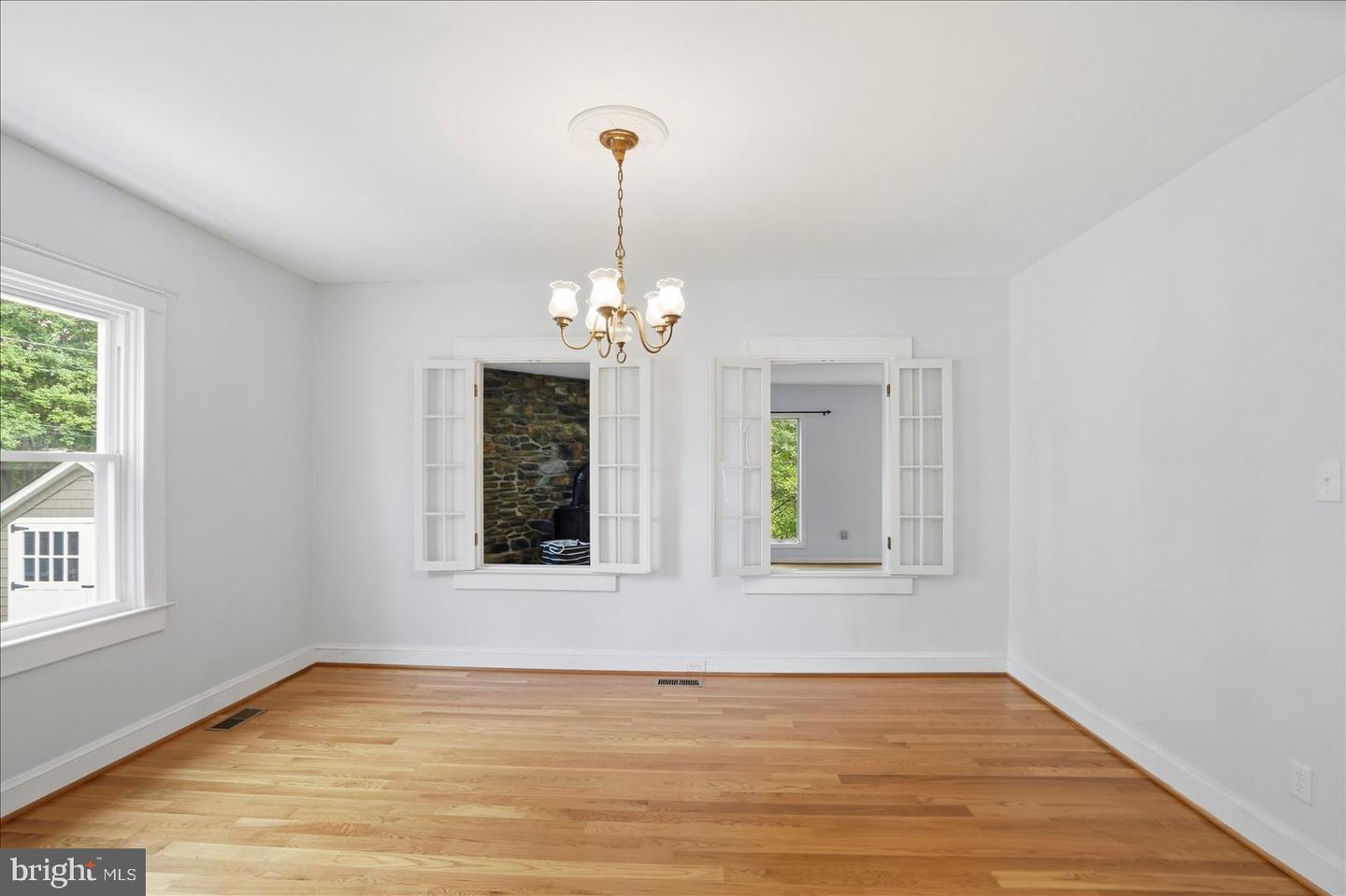 24 Normal Ter Property Photo 9