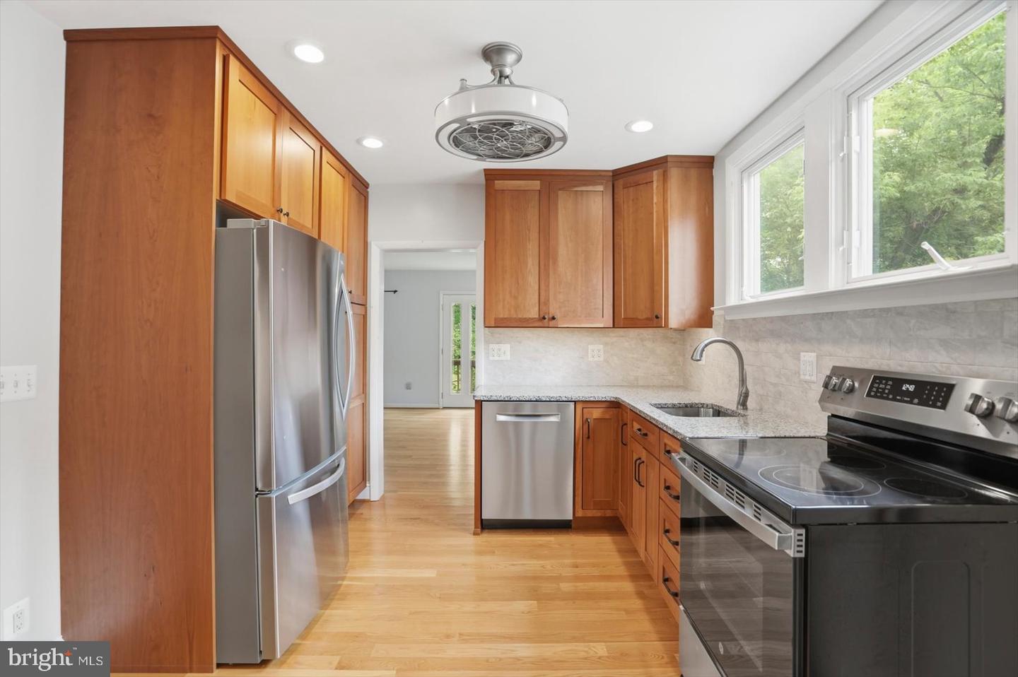 24 Normal Ter Property Photo 11