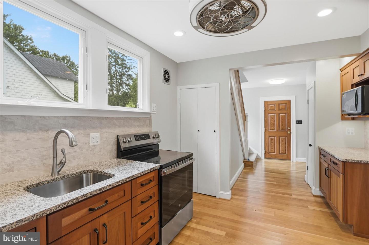 24 Normal Ter Property Photo 12