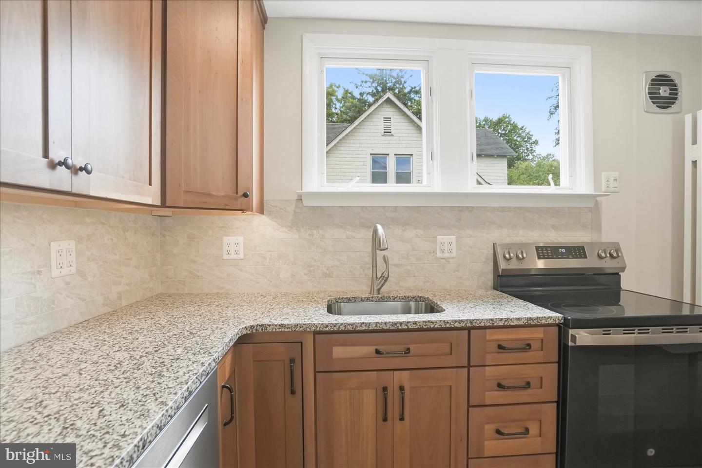24 Normal Ter Property Photo 13
