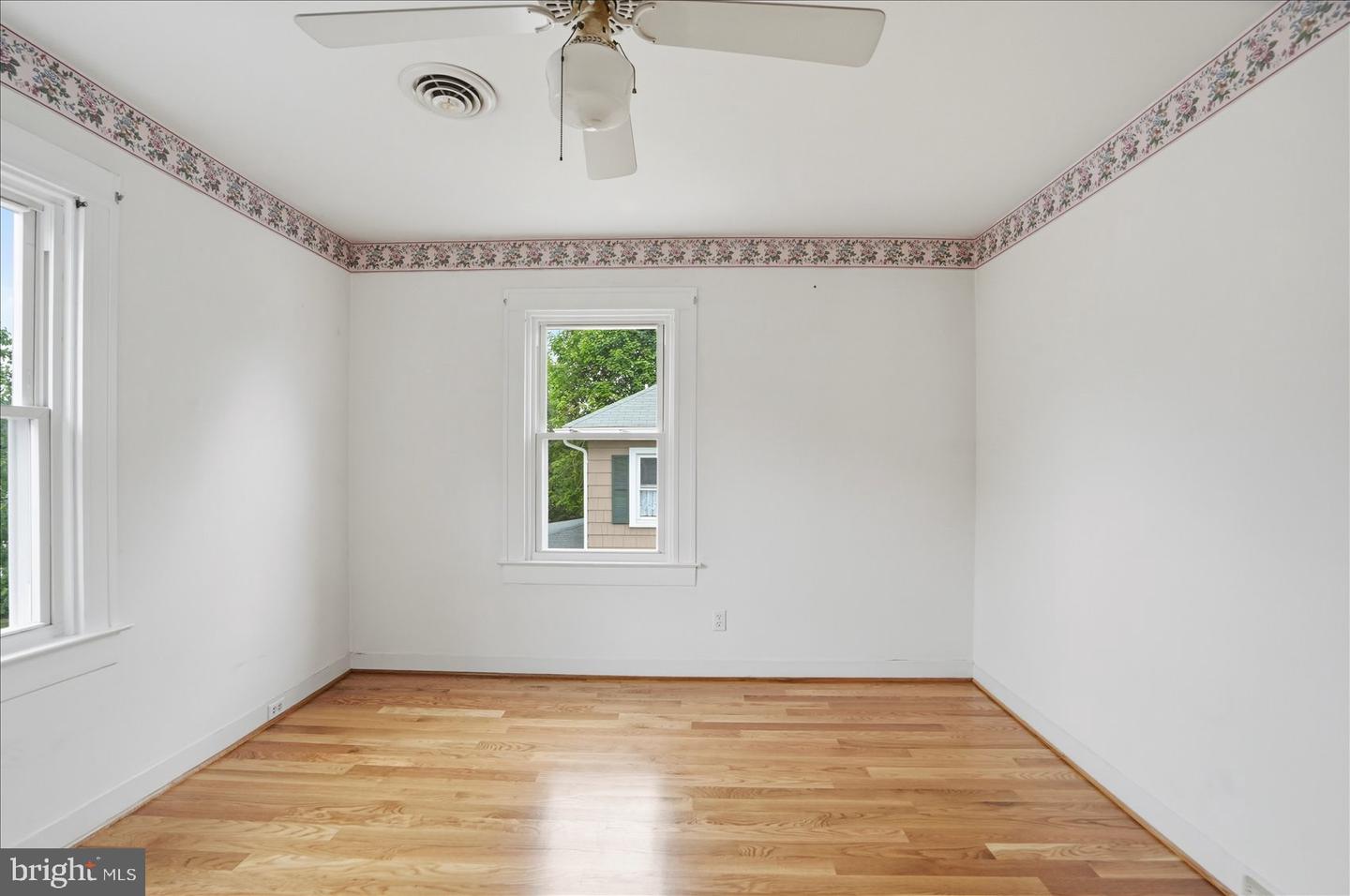 24 Normal Ter Property Photo 32