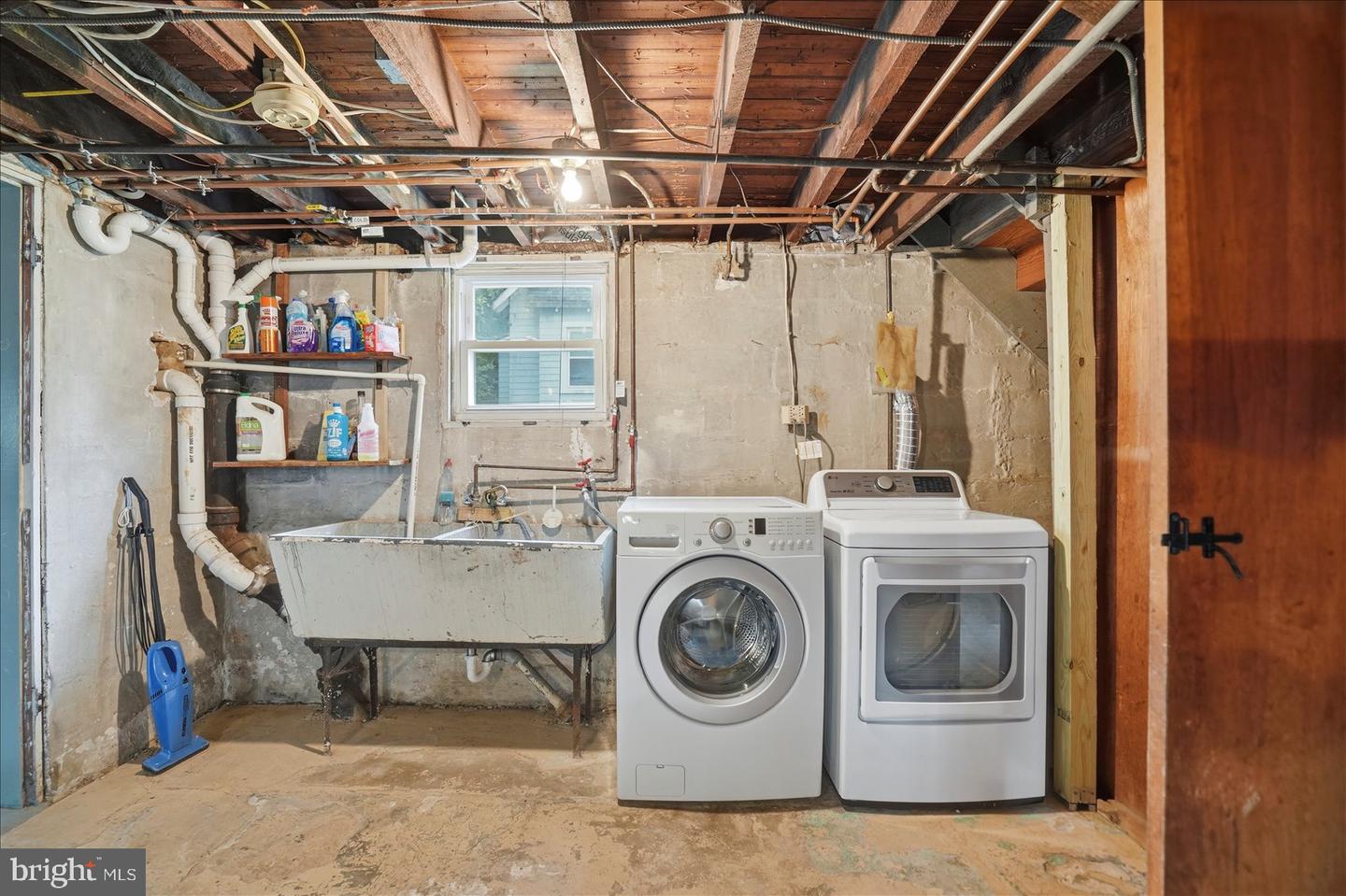 24 Normal Ter Property Photo 36