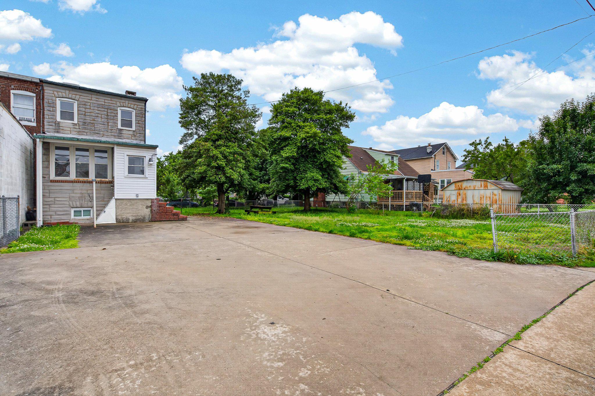 262 Colgate Ave Property Photo 35